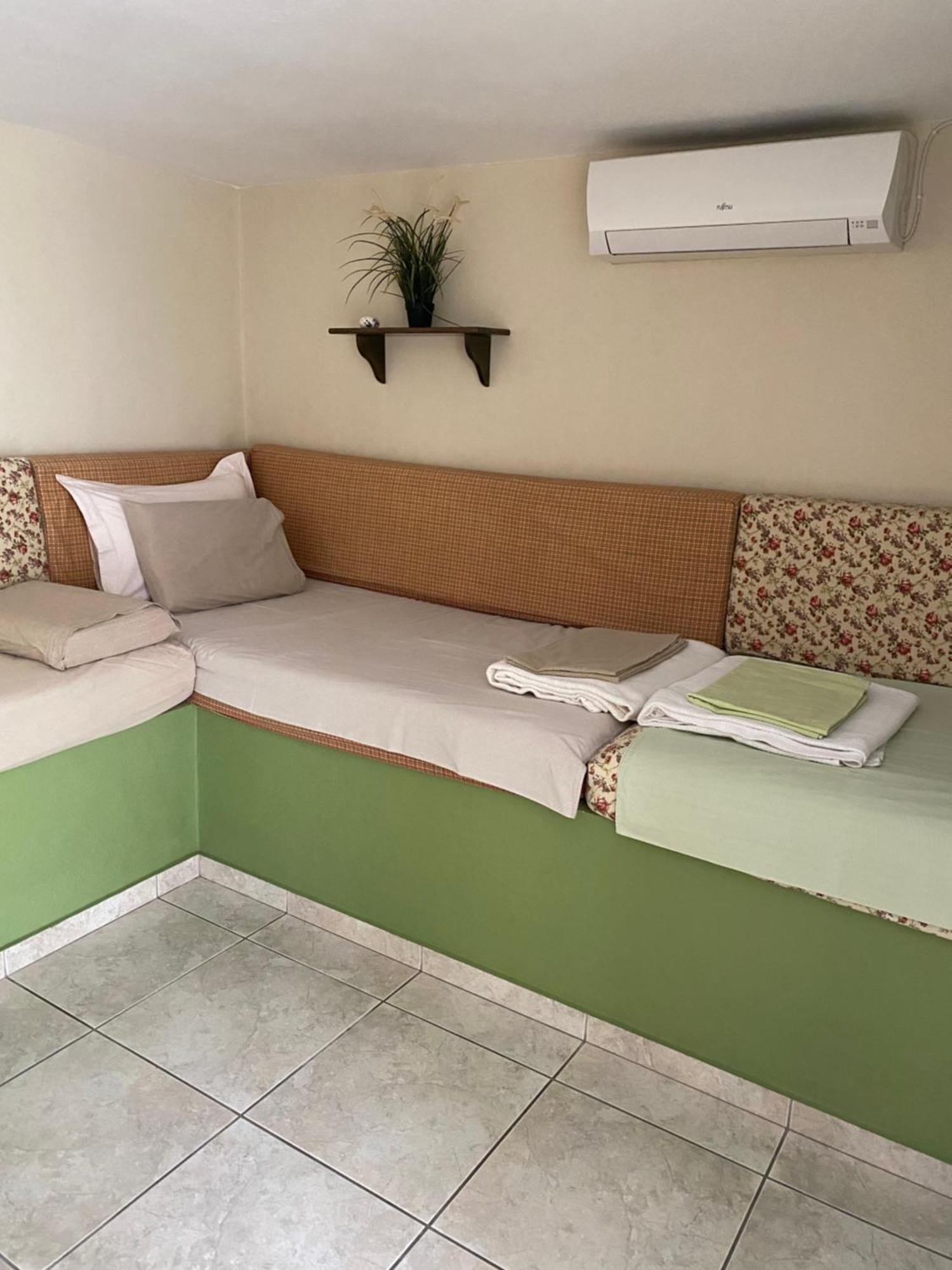 Small Garden Studio Kavala Exterior foto